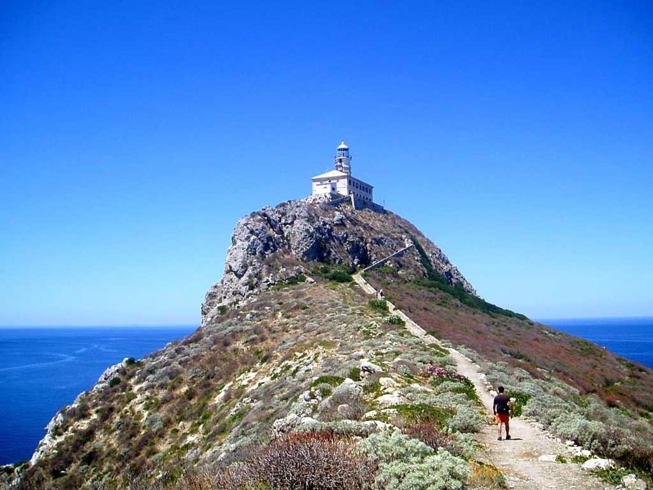 Lighthouse on Vis (Vis Tourist Office)